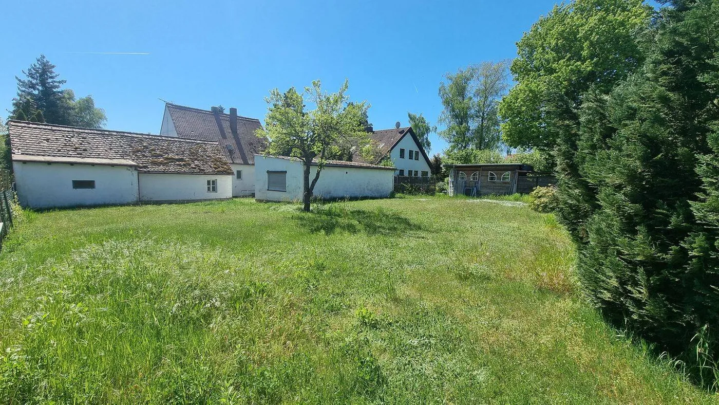 Garten, Großzügiges Grundstück mit Altbestand